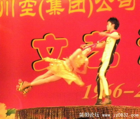 杂技2.jpg