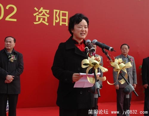 李佳1.JPG