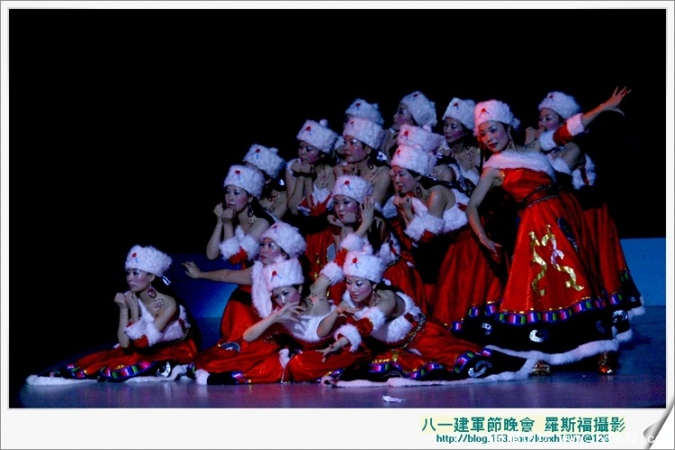 舞台剧照_03.jpg