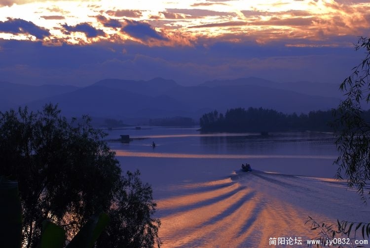三岔湖2.jpg