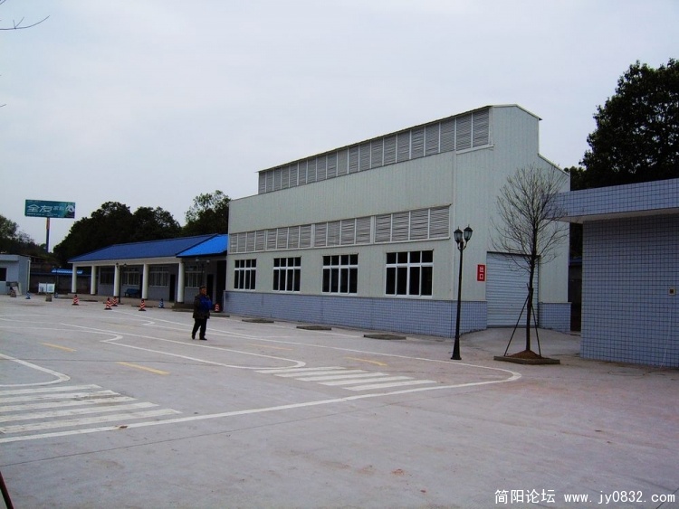 SUC50346.jpg