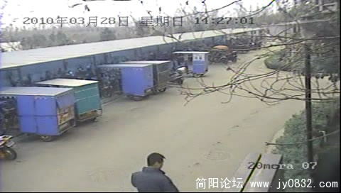 上去偷东西1.JPG