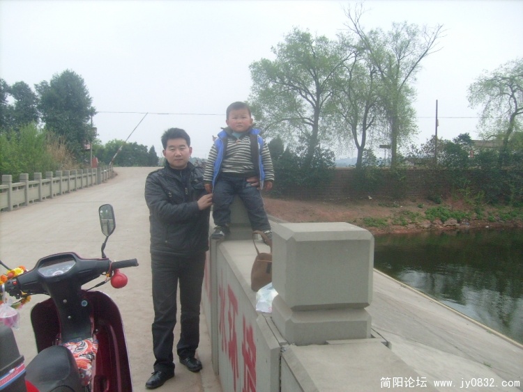 S7301692.JPG