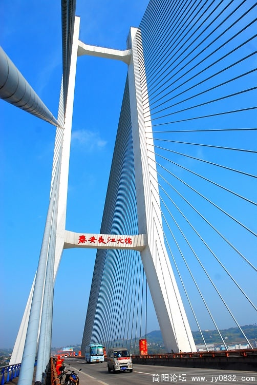泰安长江大桥2.jpg