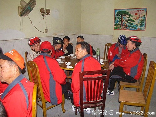 老体协飞骑河西路。 019_副本.jpg
