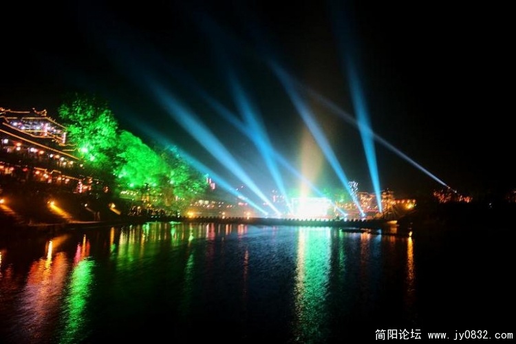 100421223978754c81c744809b[1].jpg