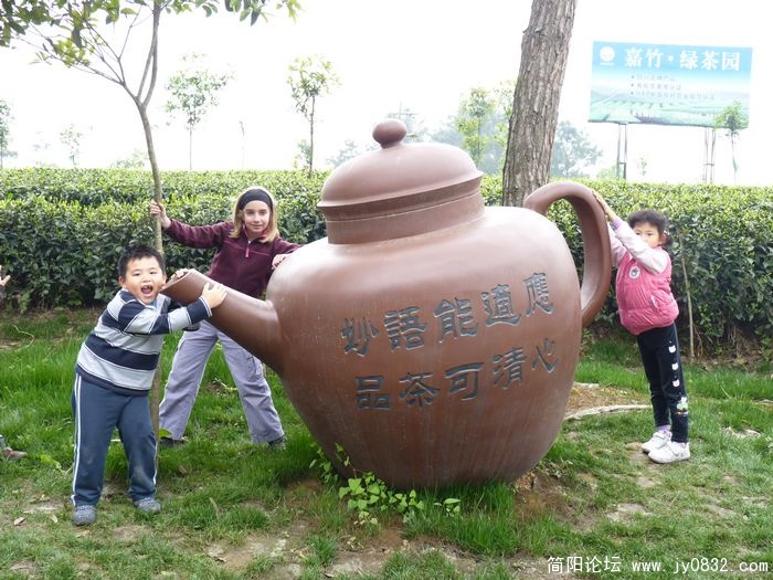 小孩与茶壶