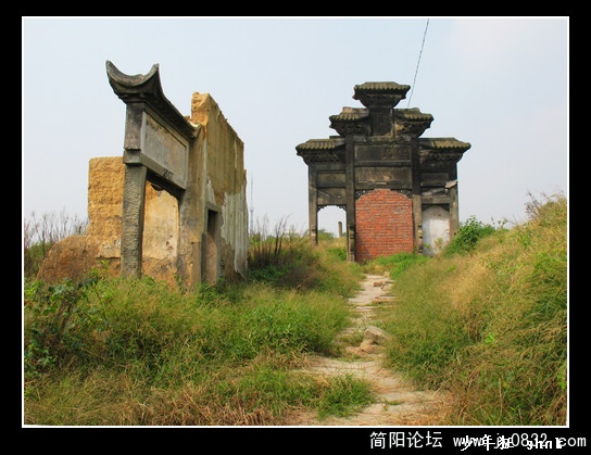 北关牛书梅德政坊及禹王宫山门坊.jpg