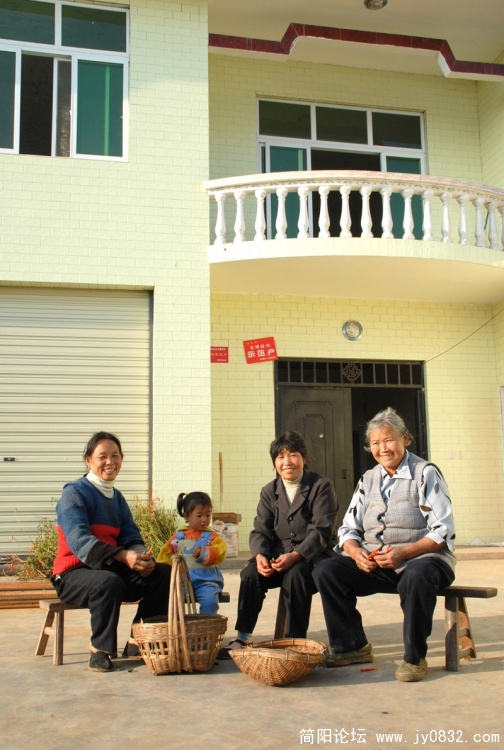 幸福生活比蜜甜.JPG