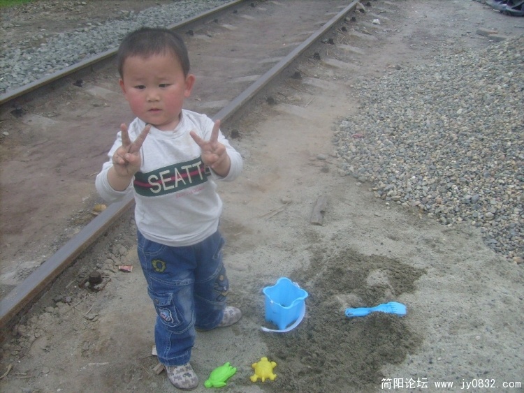 S7301806.JPG