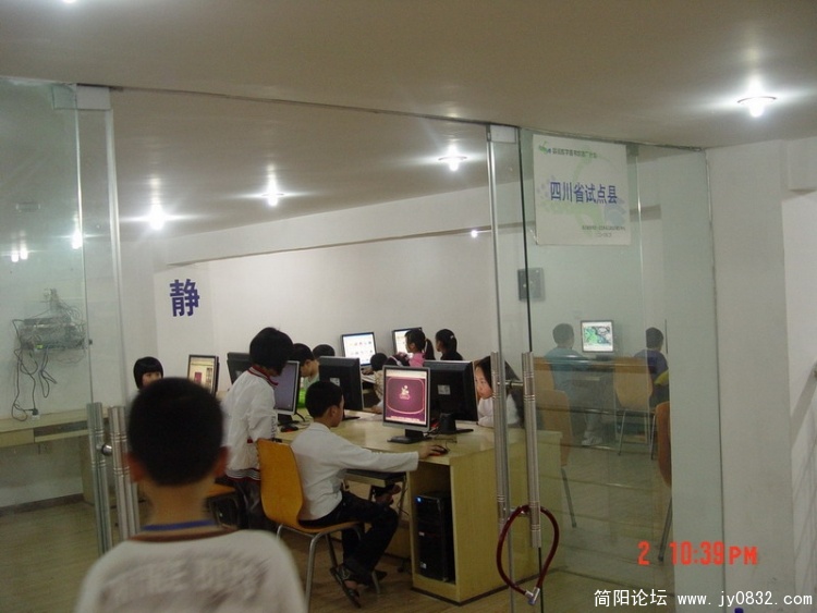 DSC04010.jpg