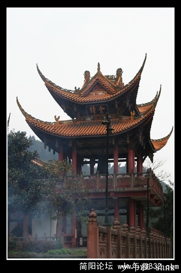 中云峰寺钟楼.jpg