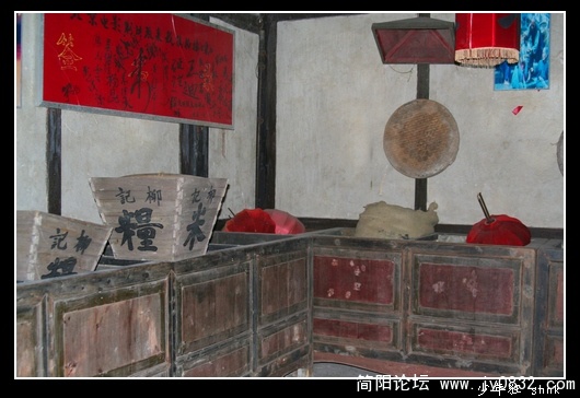 影视 道具.jpg