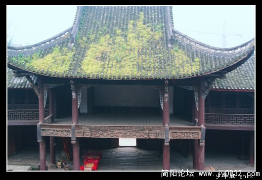 东岳庙戏台.jpg