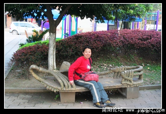 石凳1.jpg