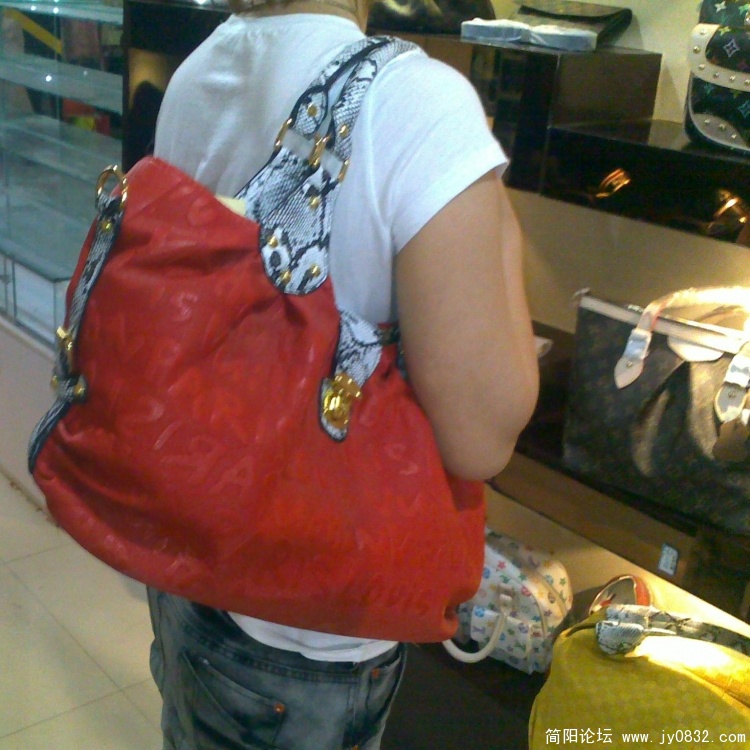 20100606371_conew1.jpg