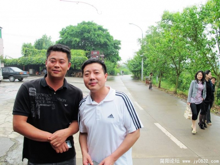 2010.6.5日车队龙泉湖活动 080.jpg