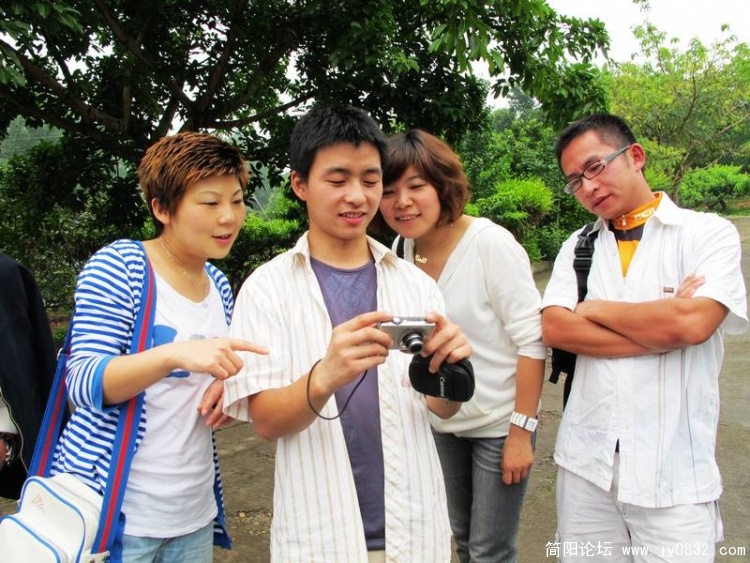 2010.6.5日车队龙泉湖活动 103.jpg