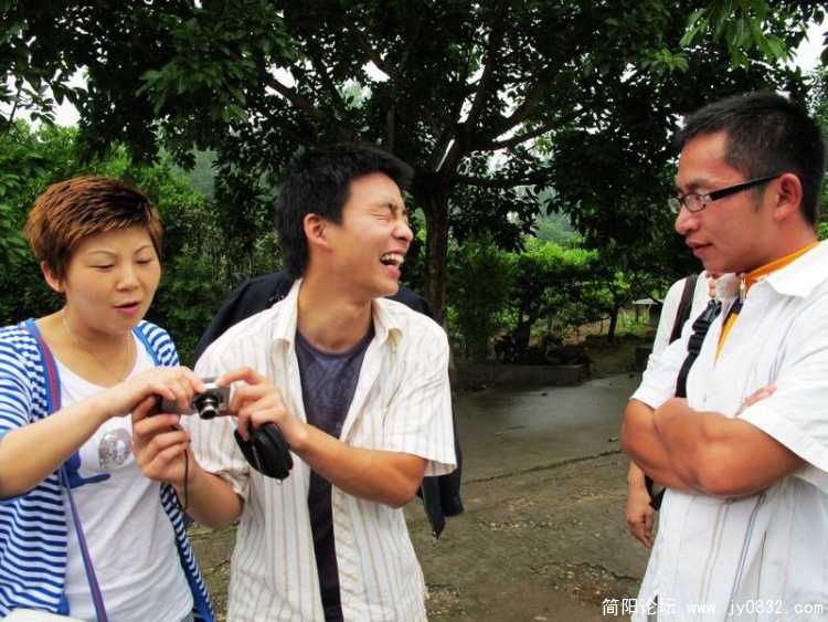 2010.6.5日车队龙泉湖活动 104.jpg