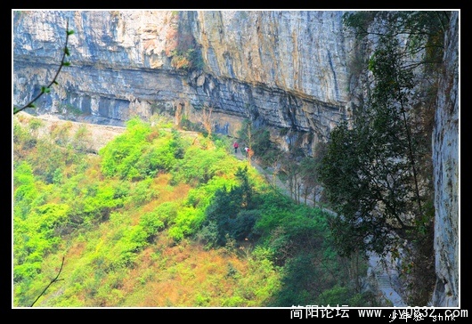 大漏斗峭壁3.jpg