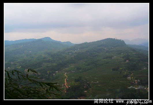 乌云翻滚.jpg