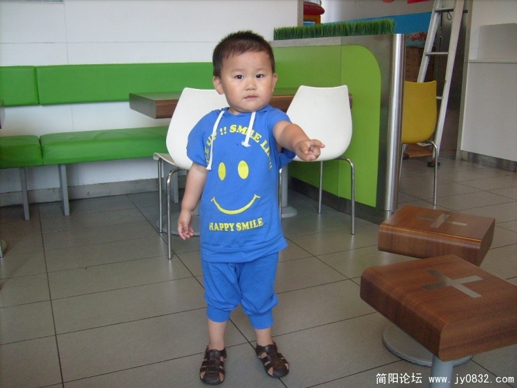 S7302452.JPG