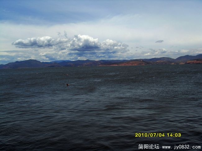 云南洱海1.jpg
