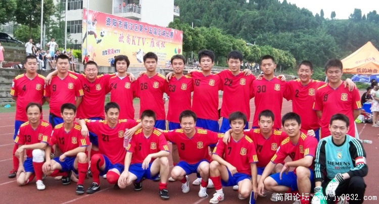 合影.jpg