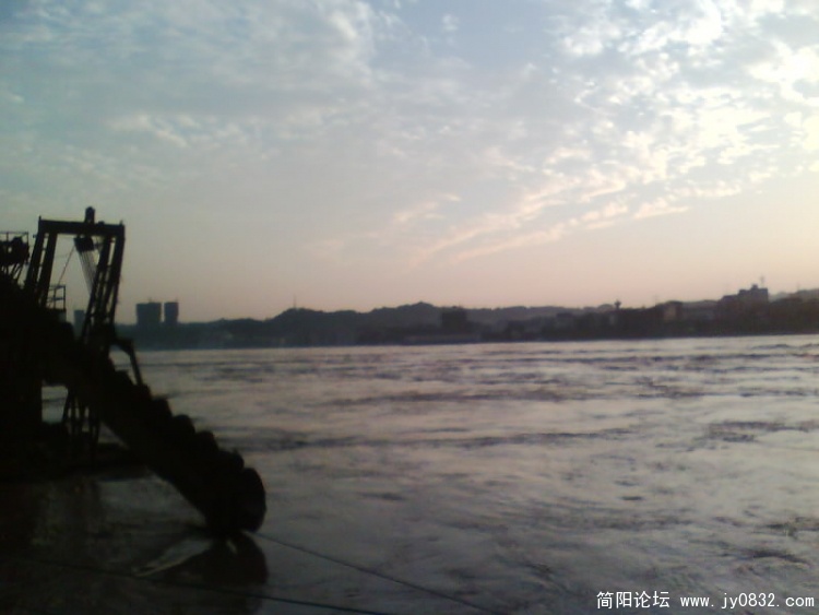 IMG0100A.jpg