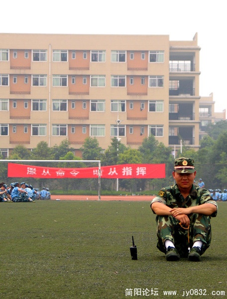 西财军训 (17).jpg