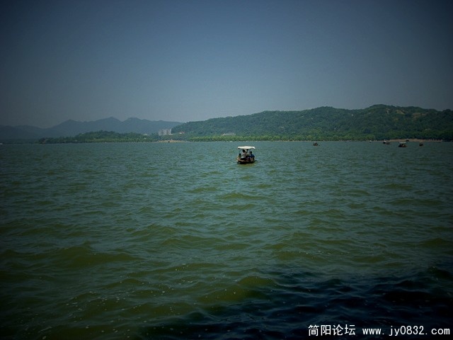 西湖.jpg