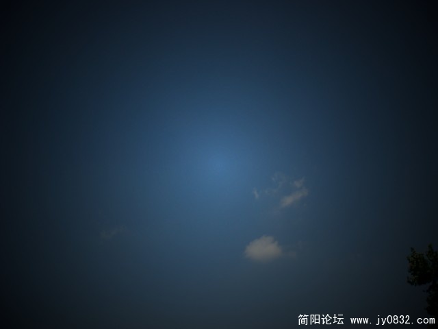 天蓝.jpg