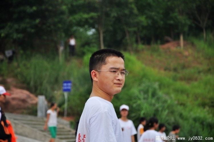 个人 (3).jpg