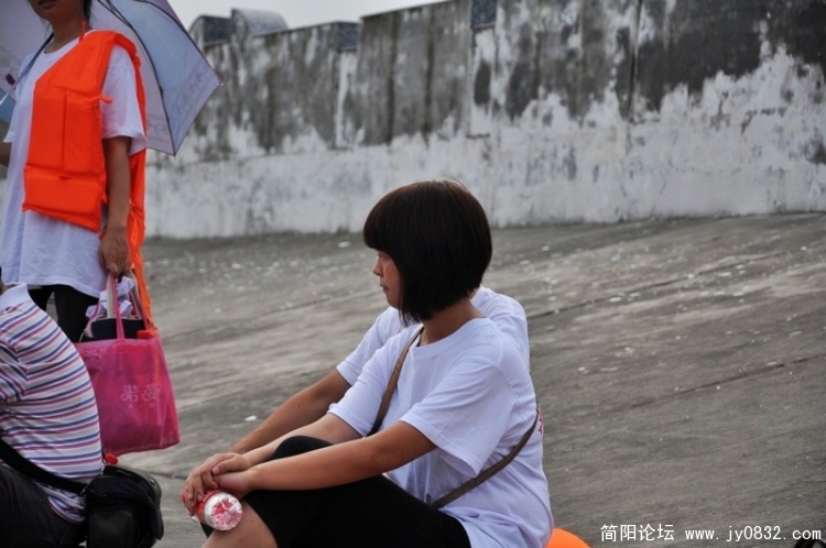个人 (13).jpg