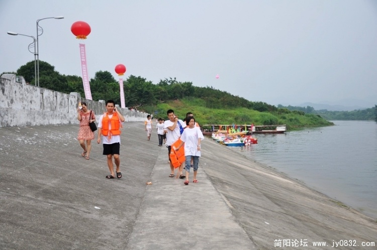 个人 (22).jpg