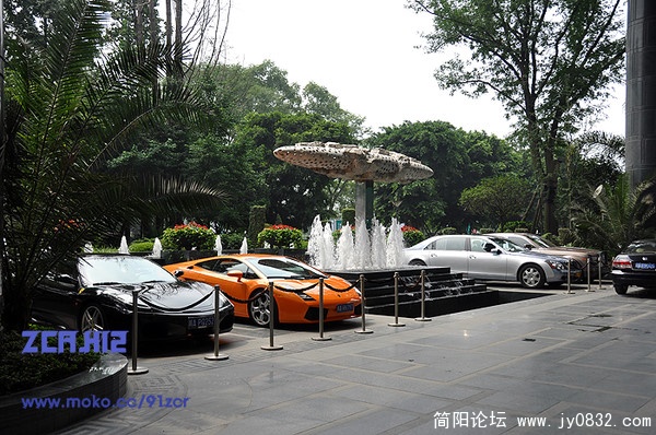 p_large_3jnH_125b0001f2e92d14.jpg