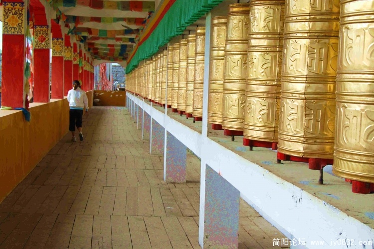 2007年暑假巴朗山,塔公,新都桥,折多山以及西昌照片 795.jpg