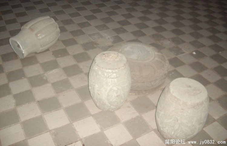082902.jpg