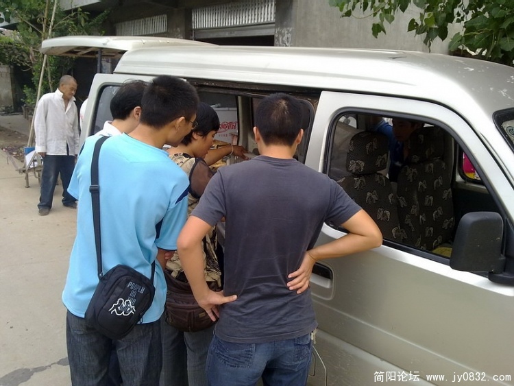 20100903372_调整大小.jpg