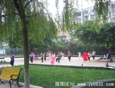 2010.7-9 037.jpg