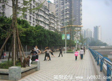 拉丁舞者
