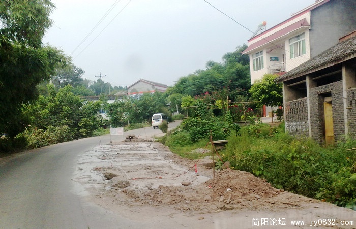 201009165986.jpg