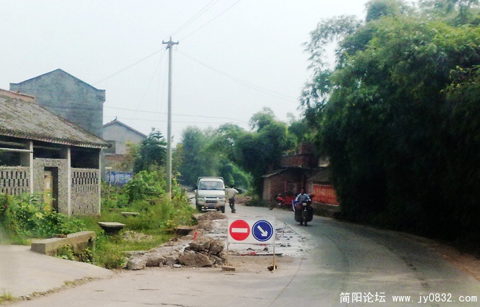 201009165987.jpg