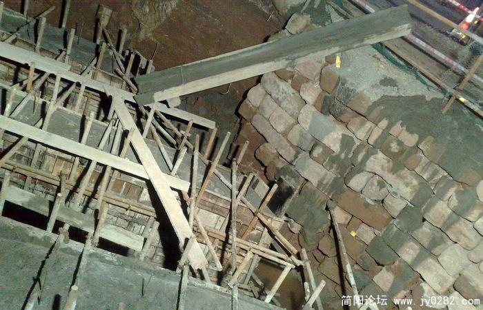 201011037125.jpg