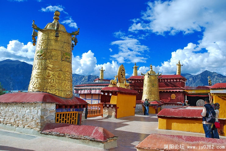 大昭寺金顶.jpg