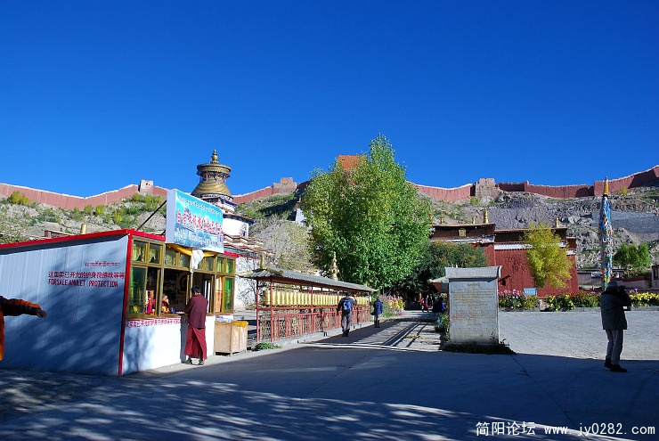 江孜白居寺.jpg
