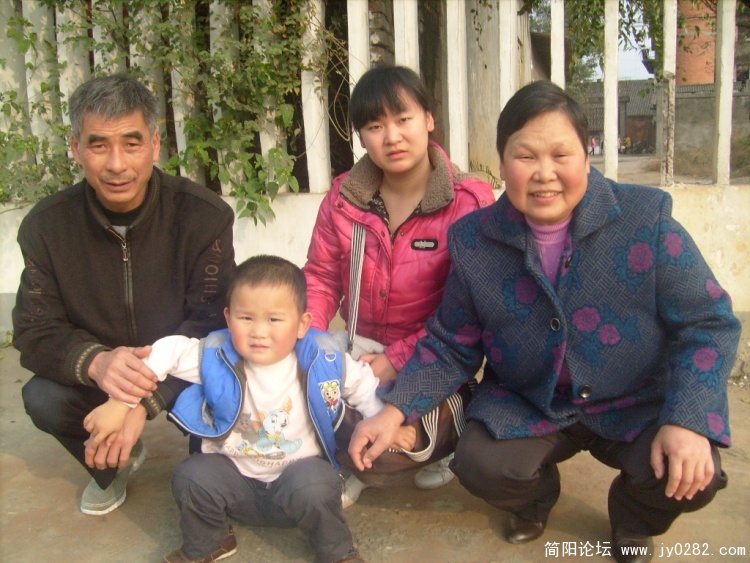 S7303494.JPG