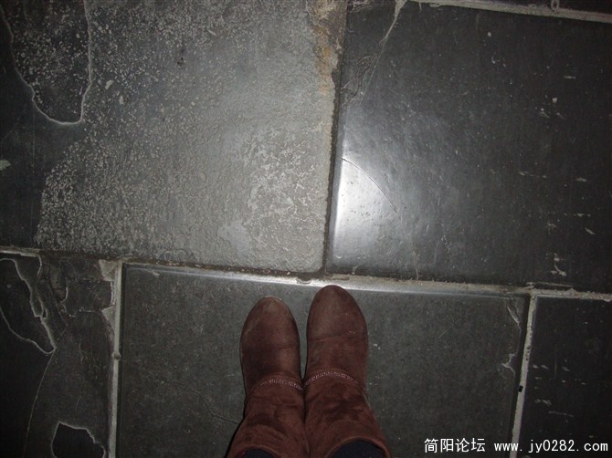 脚下，有路！.jpg