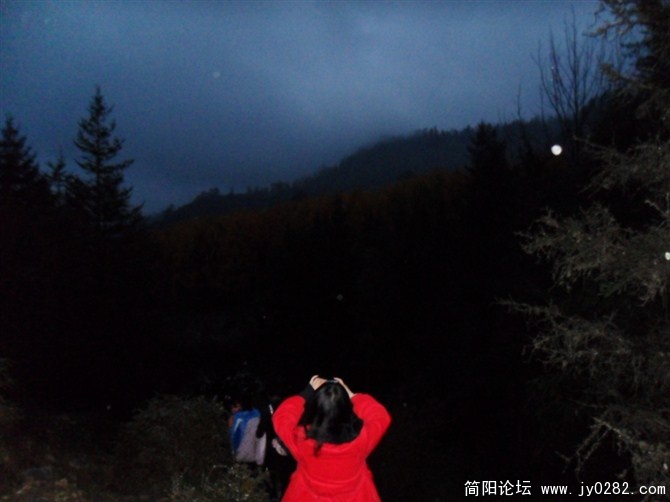 天，一黑·.jpg