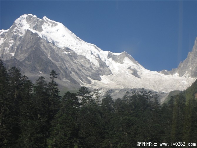雪山2.jpg
